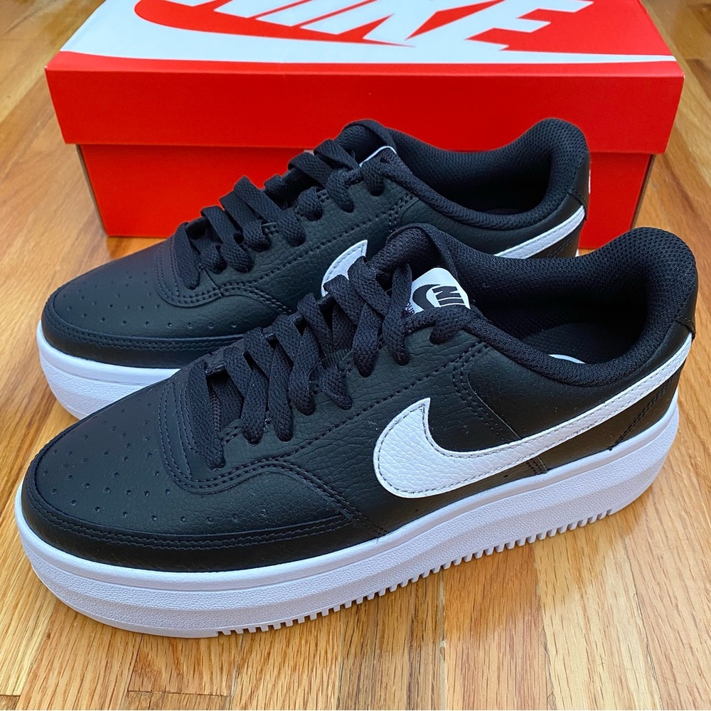 NIKE Court Vision Alta Womens Shoes - Picture 2 of 7